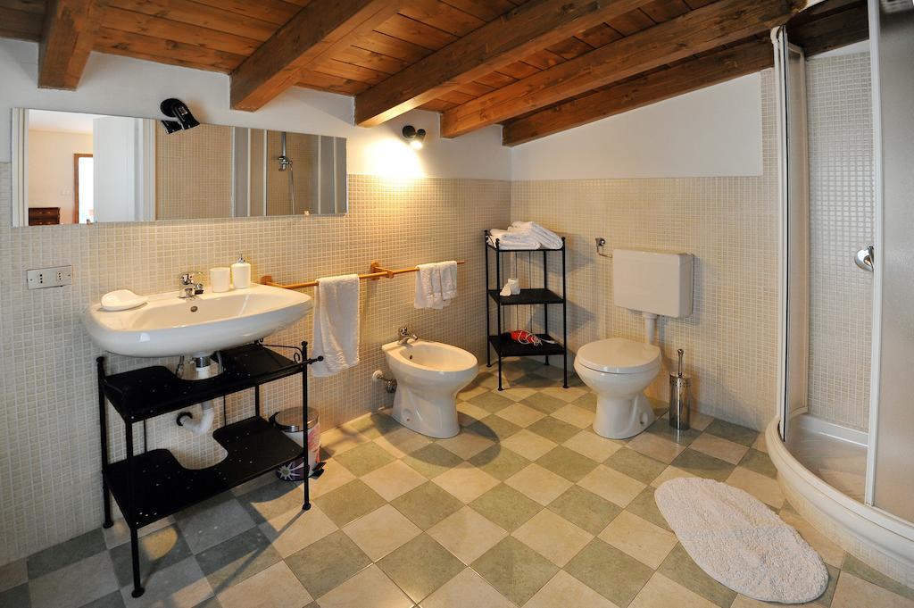 B&B Rocca Di Bajedo Pasturo Room photo